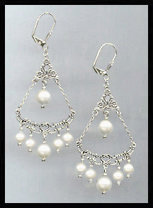 Elegant Cream Pearl Earrings